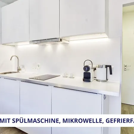 Wahnfried No2 - Sehr Zentrales, Ruhiges Cityapartment Mit Balkon, Kueche, Duschbad & Parkplatz バイロイト